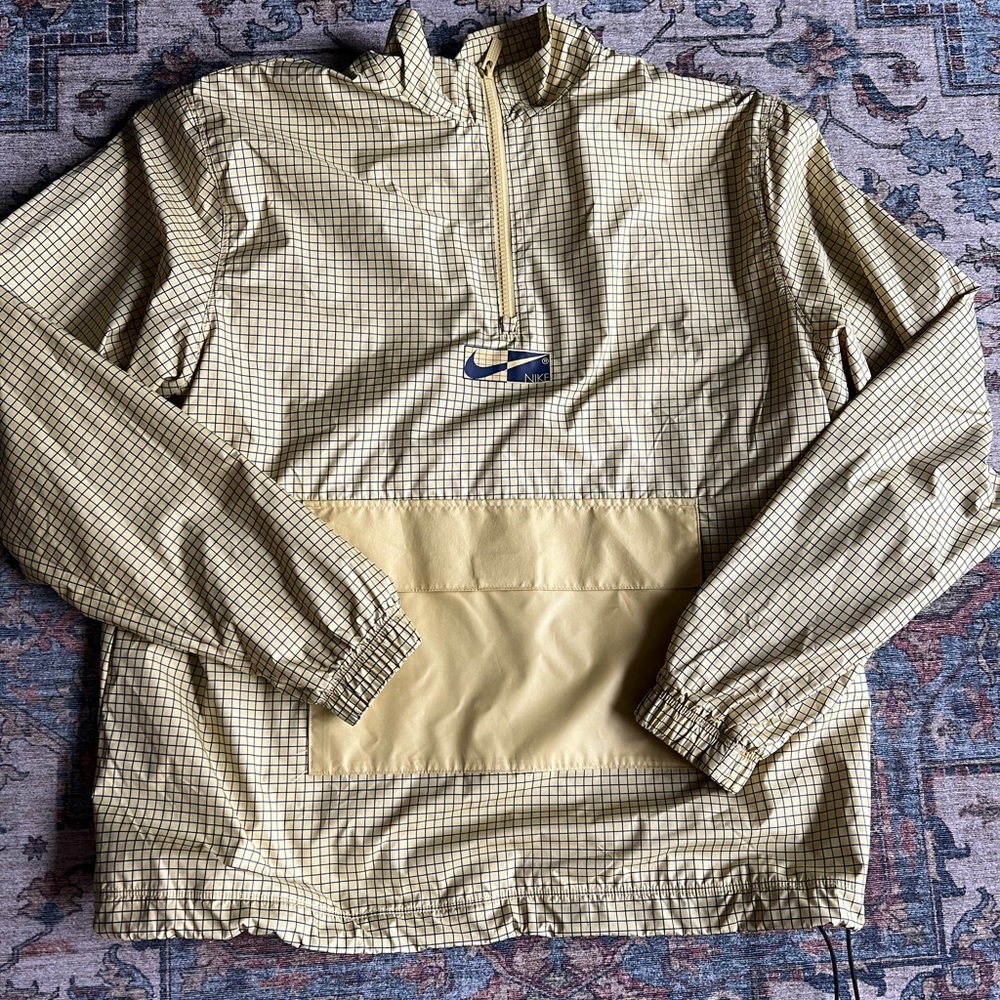NIKE windbreaker